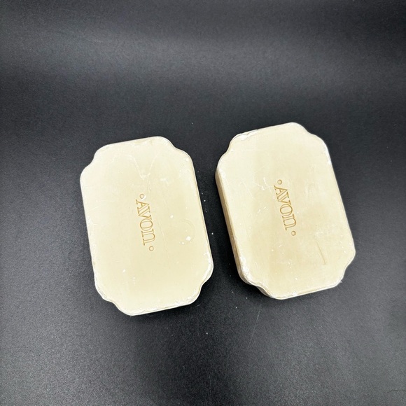 Vintage Avon 1977 Winter Frolics Soap Christmas's Victorian Children at Play‎ - Picture 3 of 4